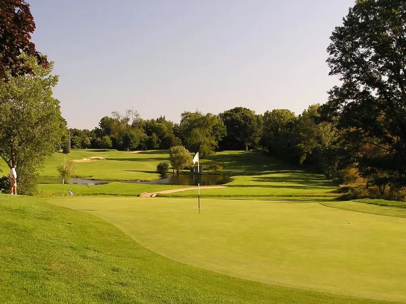 Clearbrook Golf Club & Restaurant