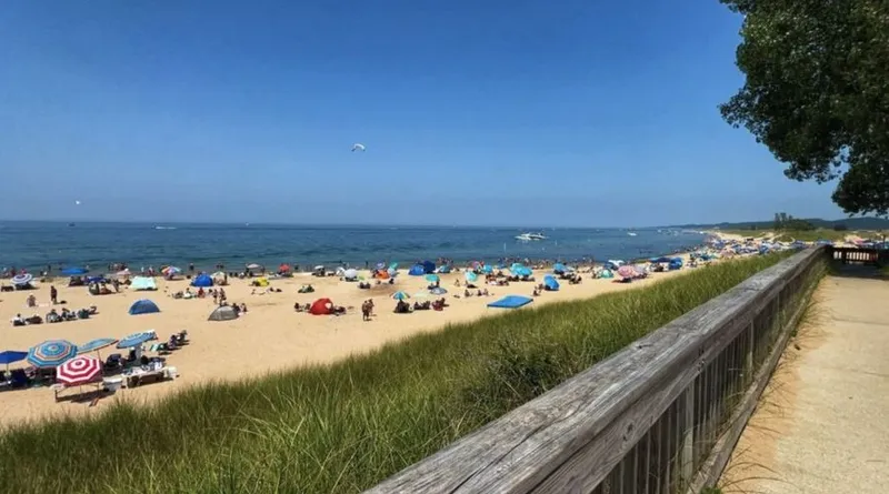 Oval Beach