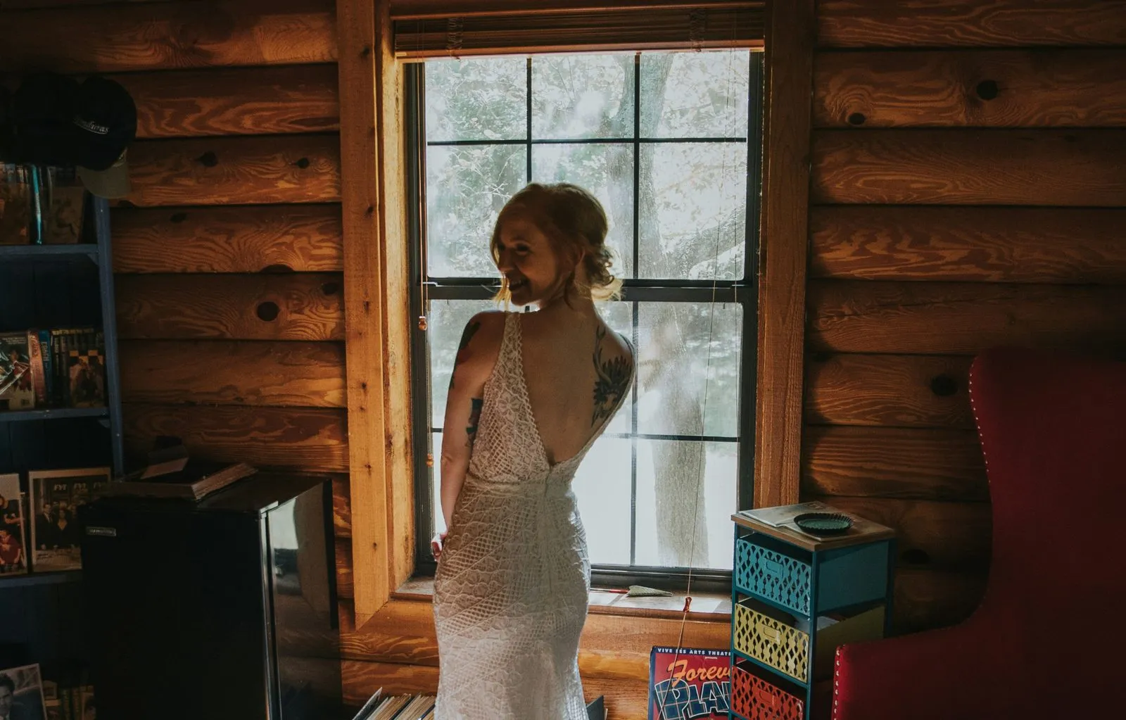 Bride getting ready in a DollyBrook cabin